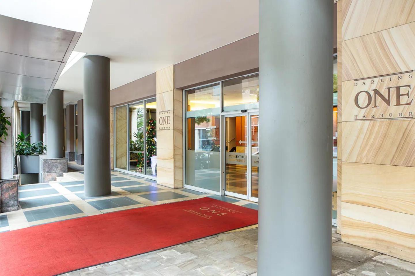 Great Location! Darling Harbour Superb 2Br Apt Sydney Bagian luar foto
