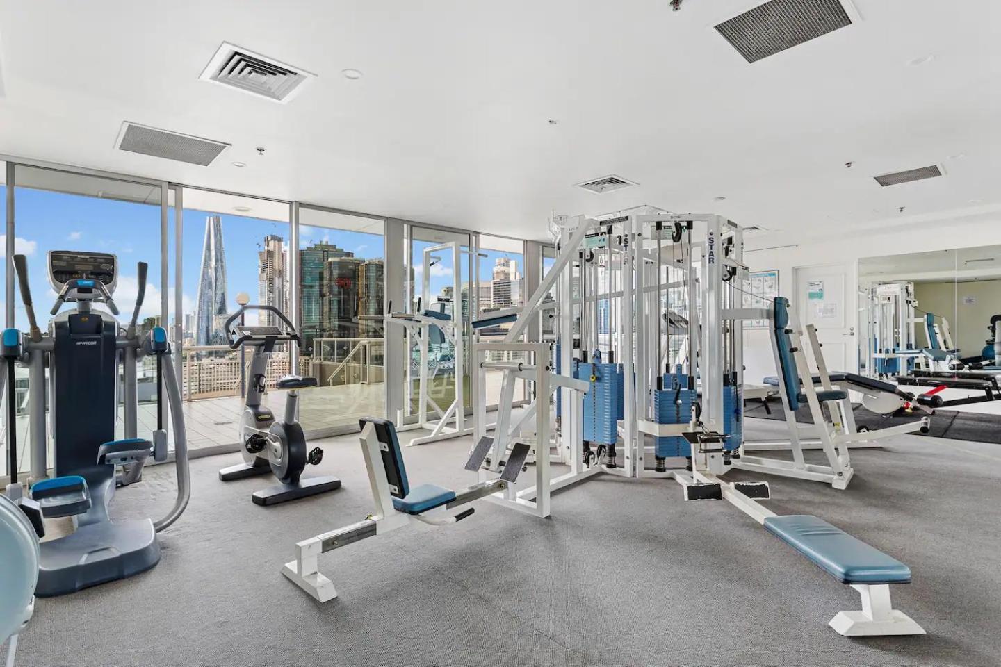 Great Location! Darling Harbour Superb 2Br Apt Sydney Bagian luar foto